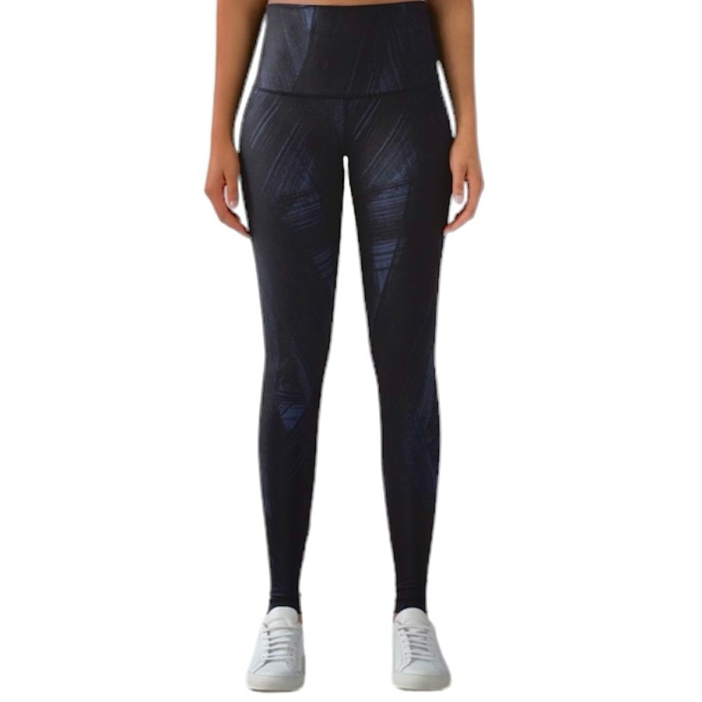 Lululemon Wunder Under leggings - size 6